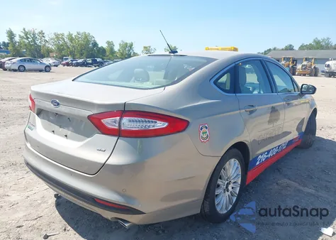 2016 Ford Fusion Se Phev z USA, uszkodzony, nr VIN 3FA6P0PU9GR101553